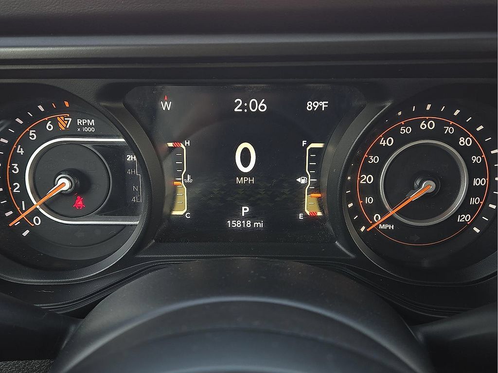 Used 2025 Jeep Gladiator Sport AWD/4WD image 36