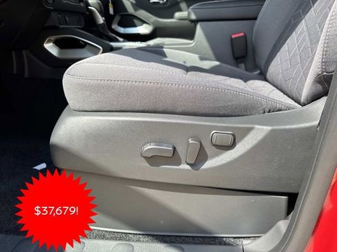 New 2026 Nissan Frontier SV w/ Black Accent Package image 10