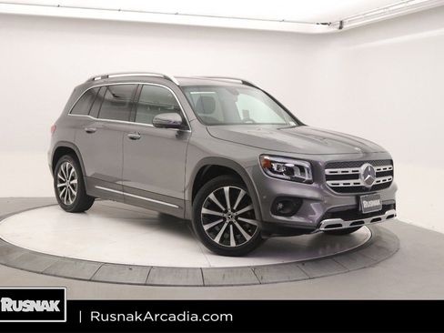 Certified 2022 Mercedes-Benz GLB 250 image 1