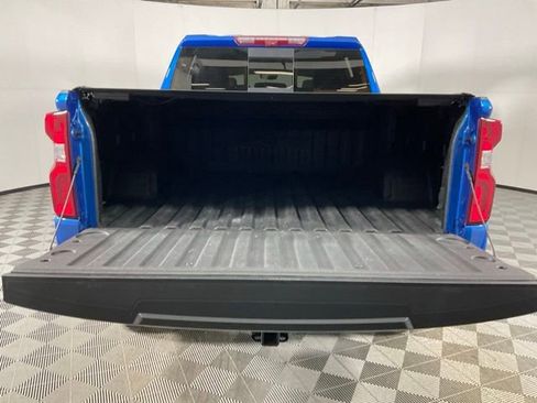 Used 2022 Chevrolet Silverado 1500 ZR2 w/ Technology Package image 41