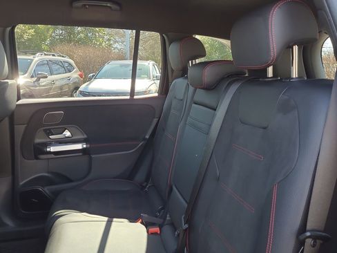 Certified 2025 Mercedes-Benz GLB 250 image 13