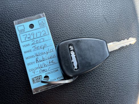 Used 2017 Jeep Wrangler Unlimited Rubicon w/ Cold Weather Group image 20