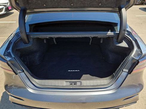 Certified 2021 Nissan Maxima SR w/ Sport Mat Group FWD image 12