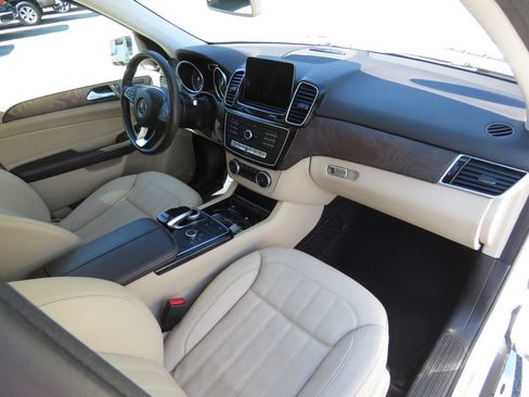 Used 2018 Mercedes-Benz GLE 350 4MATIC image 14