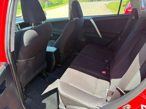 Used 2013 Toyota RAV4 XLE AWD/4WD image 19