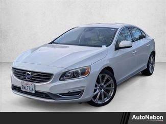 Used 2017 Volvo S60 T5 Inscription Platinum video 1
