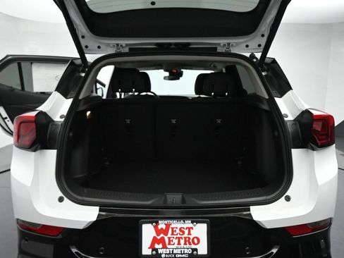 New 2026 Buick Encore GX Sport Touring image 18