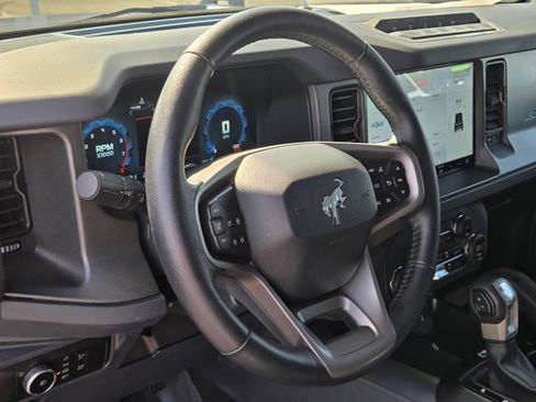 Certified 2025 Ford Bronco Badlands AWD/4WD image 18