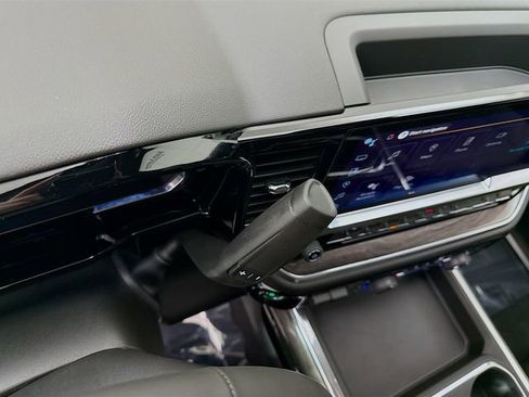 New 2026 Chevrolet Silverado 2500 LTZ w/ LTZ Convenience Package image 18