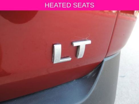 Used 2020 Chevrolet Traverse LT w/ LT Premium Package image 13