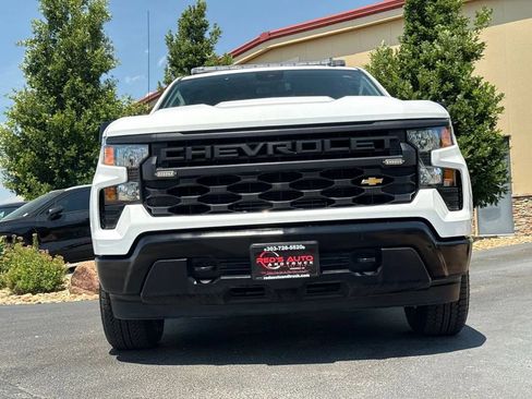 Used 2025 Chevrolet Silverado 1500 W/T w/ WT Value Package AWD/4WD image 15