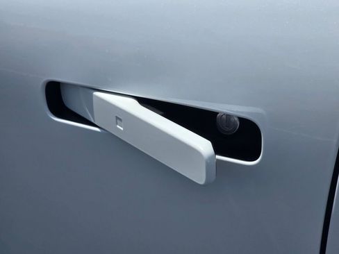 New 2025 Hyundai Ioniq 6 SE image 10