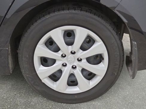 Certified 2023 Toyota Corolla LE w/ Carpet Mat Package (TMS) FWD image 27