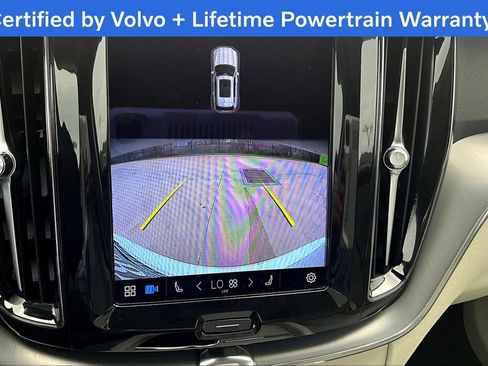 Used 2022 Volvo XC60 B5 Momentum image 29