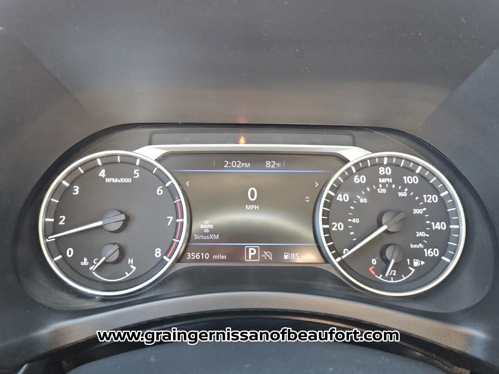 Used 2025 Nissan Sentra SV FWD image 14