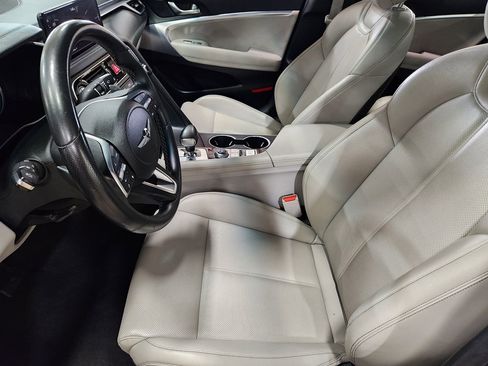 Used 2023 Genesis G70 2.0T RWD image 29