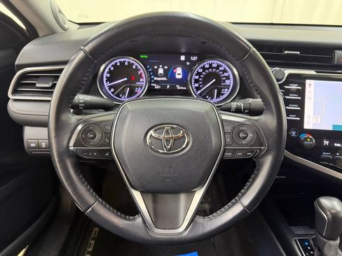 Used 2020 Toyota Camry XLE w/ Navigation Package image 20