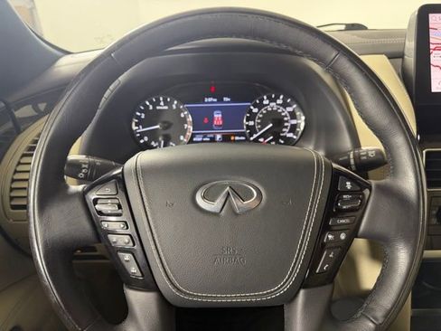 Used 2023 INFINITI QX80 Sensory w/ All-Season Package AWD/4WD image 12