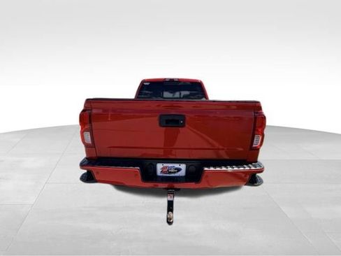 Used 2017 Chevrolet Silverado 1500 LTZ Z71 w/ LTZ Plus Package AWD/4WD image 4