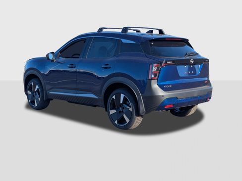 New 2026 Nissan Kicks SR image 3