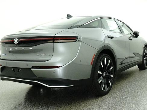 New 2026 Toyota Crown Platinum AWD/4WD image 25