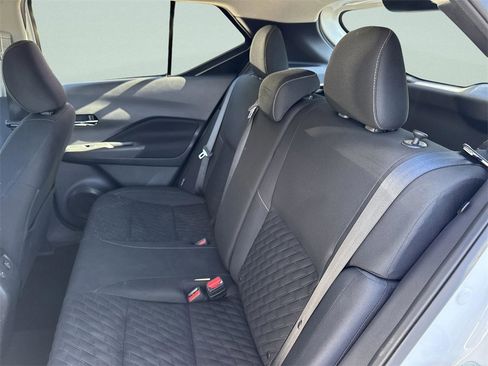 Certified 2021 Nissan Kicks SV image 29