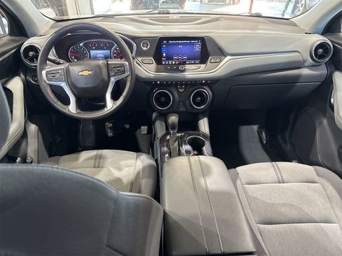 Used 2022 Chevrolet Blazer LT image 12