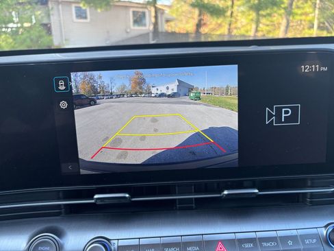 Used 2025 Hyundai Kona SEL image 17