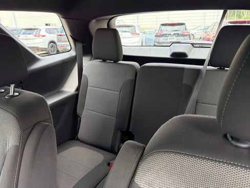 Used 2023 Chevrolet Traverse LT w/ Midnight/Sport Edition FWD image 31