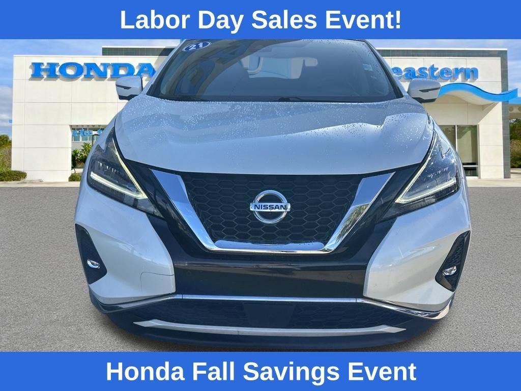 Used 2021 Nissan Murano Platinum w/ Cargo Package FWD image 2