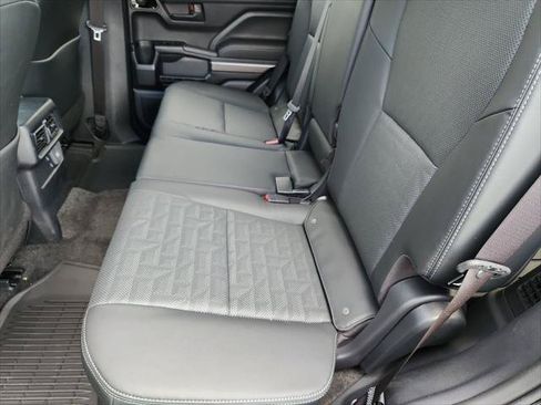 Certified 2026 Toyota 4Runner TRD Off-Road Premium w/ Tow Technology Package AWD/4WD image 17