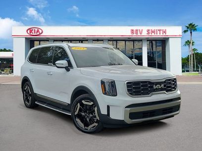 Certified 2023 Kia Telluride S w/ S Sunroof Package