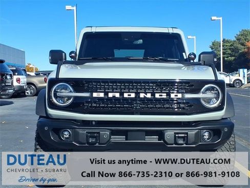 Used 2023 Ford Bronco Wildtrak image 2