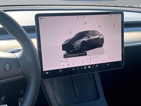 Used 2023 Tesla Model Y Performance AWD/4WD image 4
