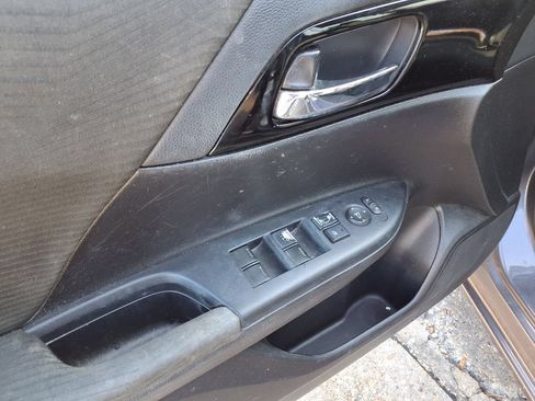 Used 2017 Honda Accord LX image 20