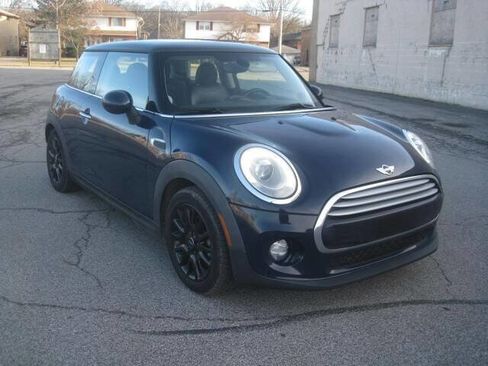Used 2015 MINI Cooper 2-Door Hardtop image 3