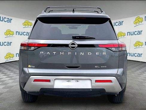 Used 2024 Nissan Pathfinder SL AWD/4WD image 5