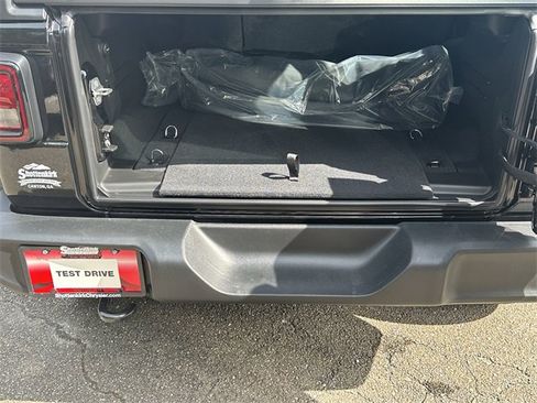 New 2025 Jeep Wrangler Sport S image 18