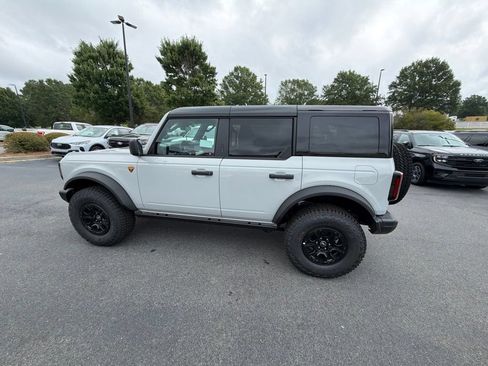 New 2026 Ford Bronco Badlands AWD/4WD image 18