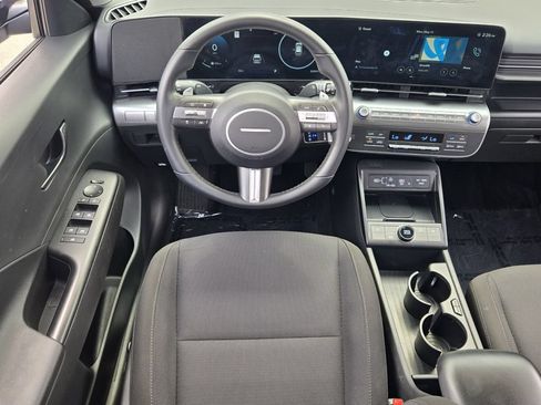 Certified 2025 Hyundai Kona SEL FWD image 13
