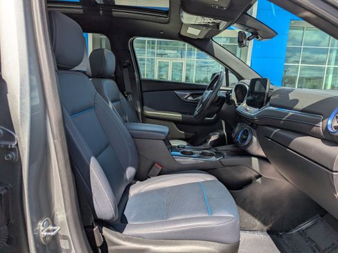 Certified 2023 Chevrolet Blazer RS w/ Driver Confidence II Package image 44