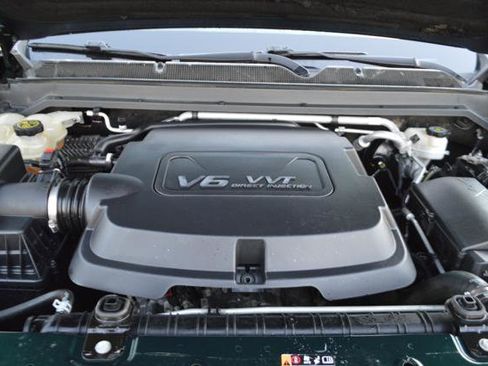 Used 2015 Chevrolet Colorado LT image 22