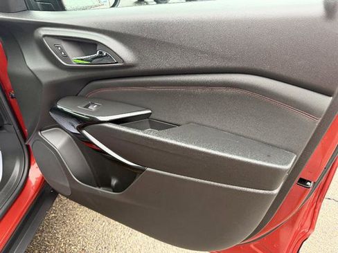 Used 2024 Chevrolet Trax RS image 13