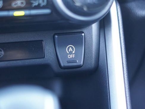 Certified 2022 Toyota RAV4 XLE Premium image 31