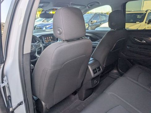 Used 2022 GMC Terrain SLE w/ Driver Convenience Package FWD image 24