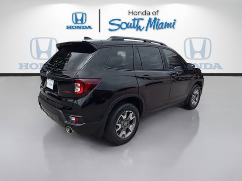 Certified 2023 Honda Passport TrailSport image 7