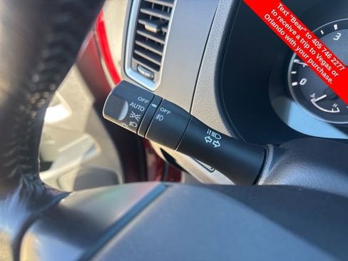 Used 2022 Nissan Frontier SV image 21