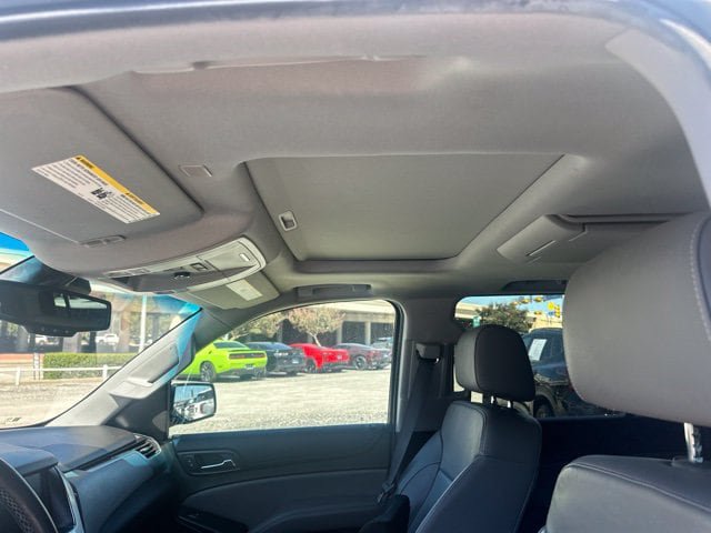 Used 2017 Chevrolet Suburban LT AWD/4WD image 9