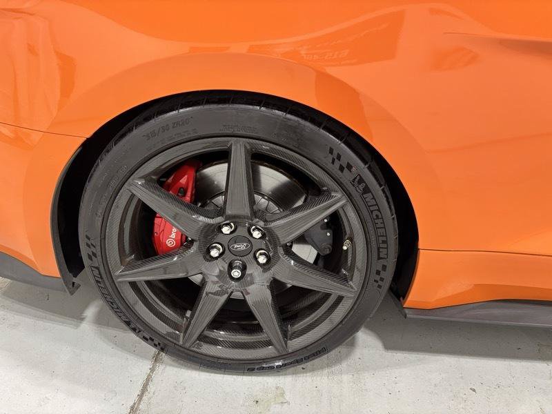 Used 2020 Ford Mustang Shelby GT500 w/ Carbon Fiber Track Pack RWD image 10