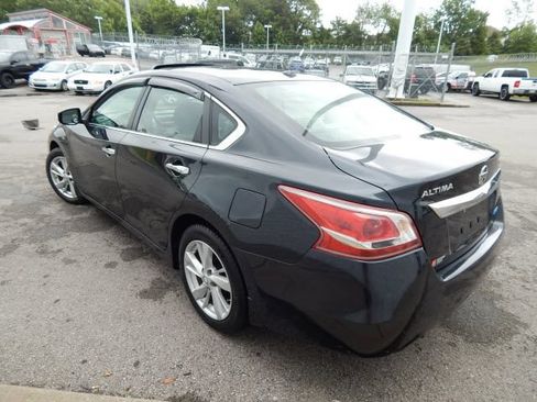 Used 2013 Nissan Altima 2.5 SV w/ 2.5SV Convenience Pkg FWD image 24